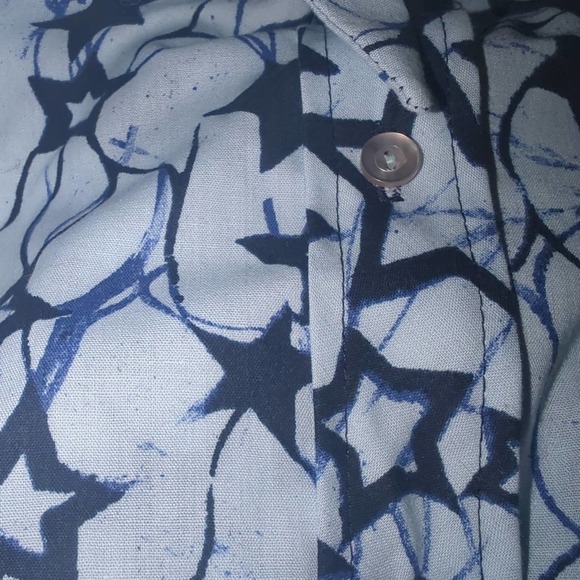 Vintage 70s Funky Blue Star Collared Button Up Shirt, Large - Picture 2 of 8